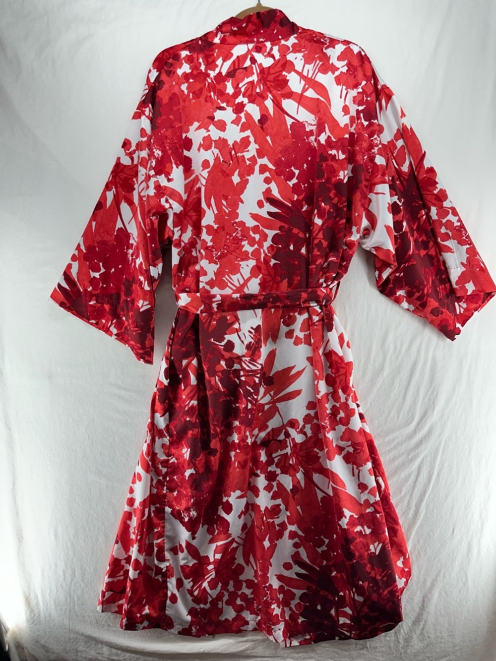 Natori Robe‎ Long Satin Wrap Floral Red White Gold Kimono Maxi Belted Pockets XL - Picture 3 of 7